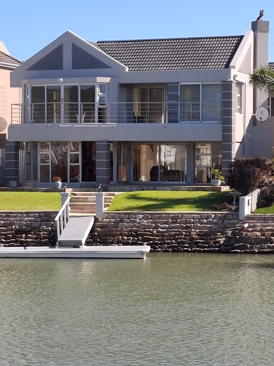 6 Bedroom Property for Sale in Royal Alfred Marina Eastern Cape